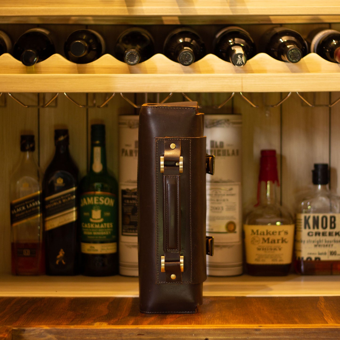 leather whiskey bourbon carrier bag